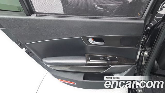 Kia K9 2014 — photo 15