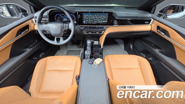 Toyota Camry 2025 — photo 10