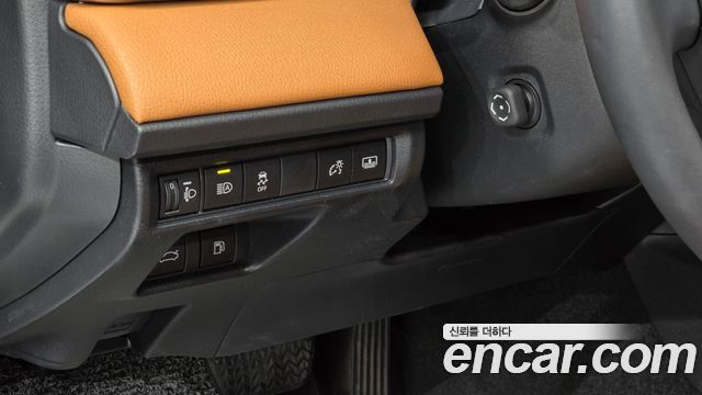 Toyota Camry 2025 — photo 19
