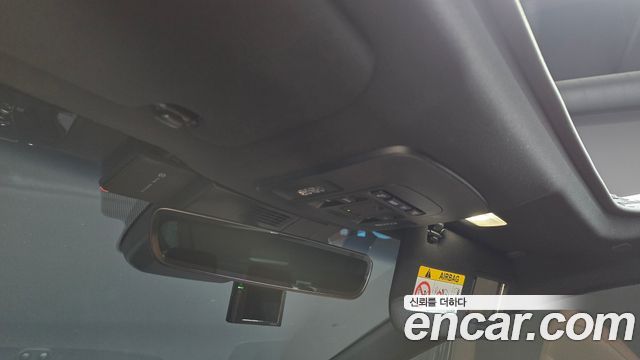 Toyota Camry 2025 — photo 28