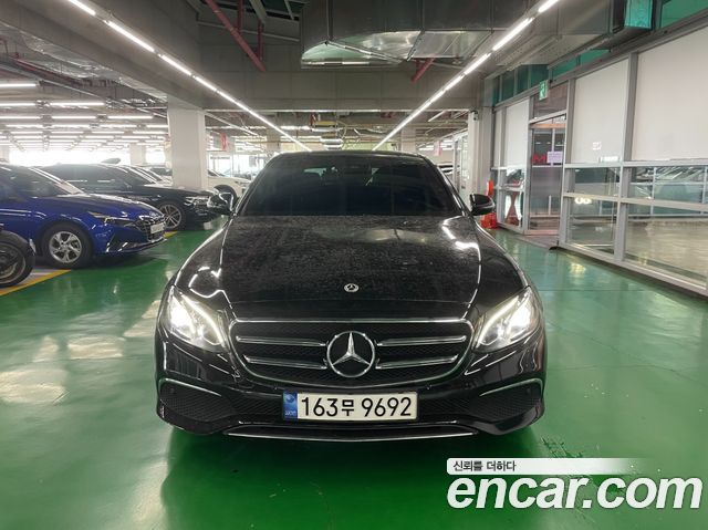 Mercedes-Benz E-Class 2020 — photo 2