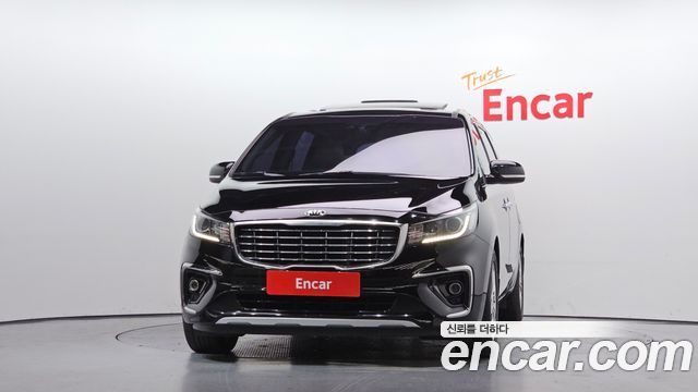 Kia Canival 2019 — photo 3