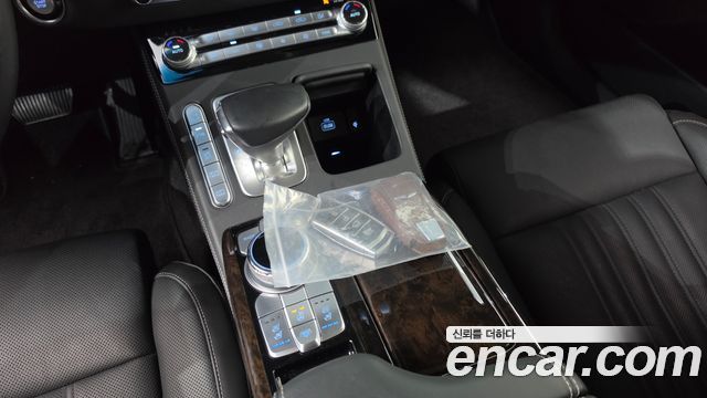 Genesis G90 2021 — photo 12