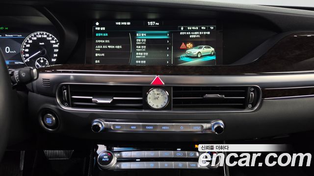 Genesis G90 2021 — photo 26