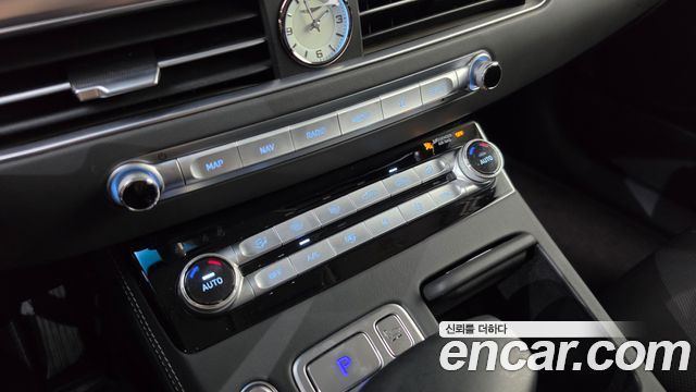 Genesis G90 2021 — photo 28