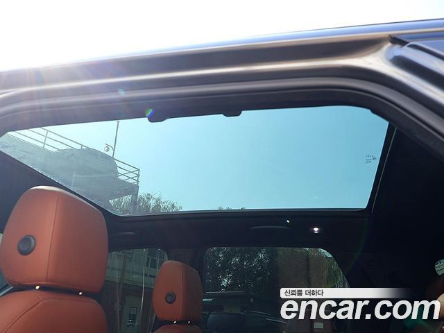 Land Rover Discovery Sport 2017 — photo 13