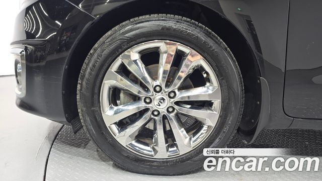 Kia Canival 2018 — photo 5