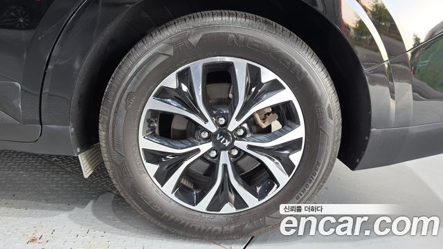 Kia Canival 2021 — photo 5