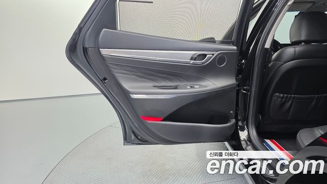 Hyundai Grandeur 2022 — photo 15