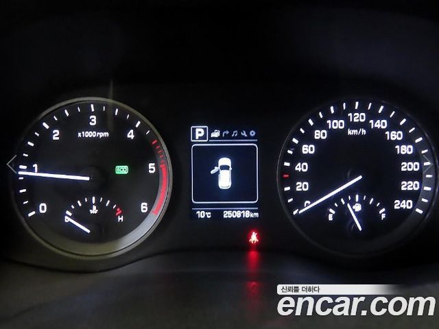 Hyundai Tucson 2016 — photo 9