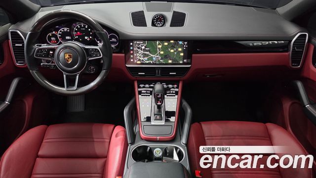 Porsche Cayenne 2022 — photo 10