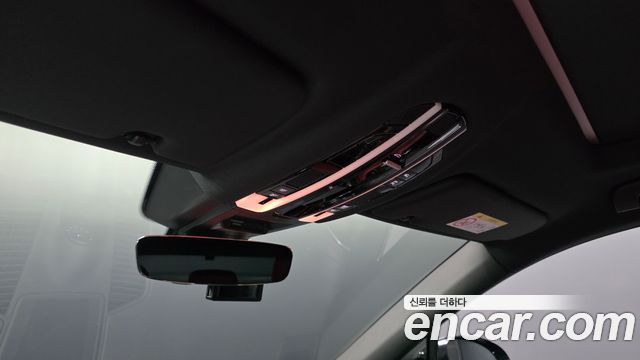 Porsche Cayenne 2022 — photo 27