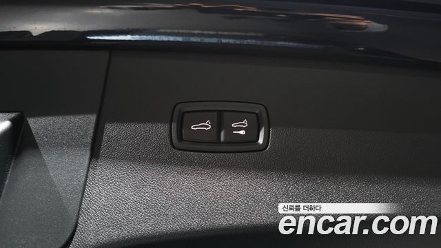 Porsche Cayenne 2022 — photo 32