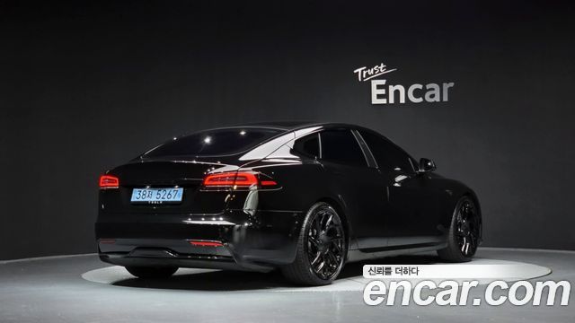 Tesla Model S 2026 — photo 2