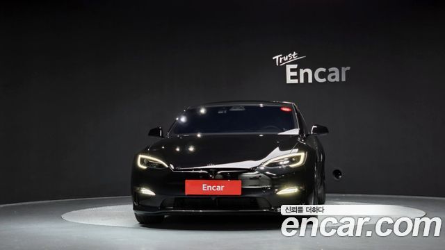 Tesla Model S 2026 — photo 3