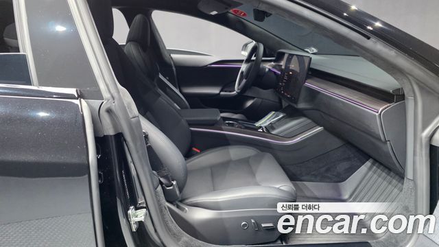 Tesla Model S 2026 — photo 11