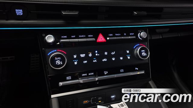 Hyundai Santafe 2026 — photo 32