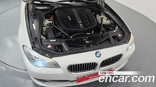 BMW 5-Series 2013 — photo 6