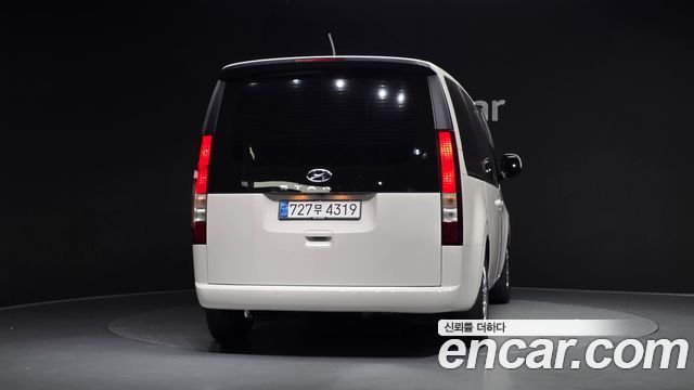 Hyundai Staria 2024 — photo 4