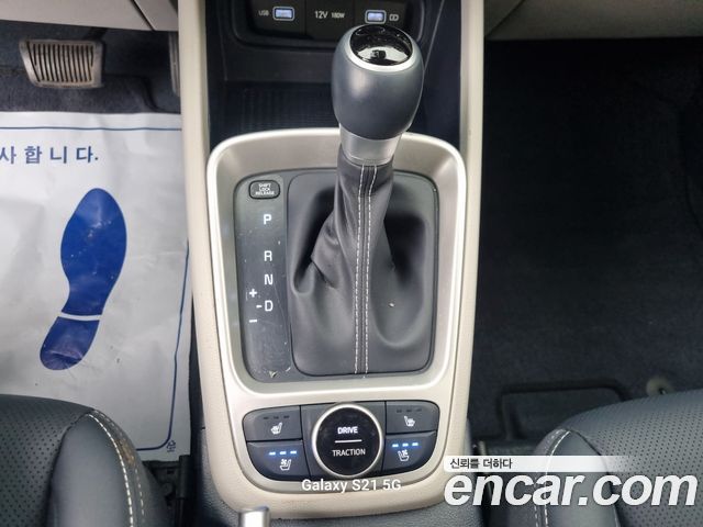 Hyundai Venue 2022 — photo 14