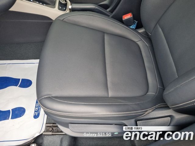 Hyundai Venue 2022 — photo 18