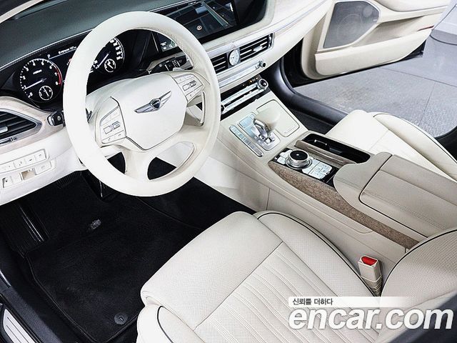 Genesis G90 2019 — photo 10