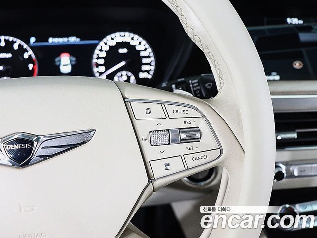 Genesis G90 2019 — photo 18
