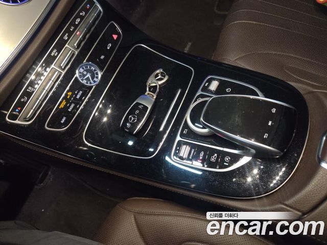 Mercedes-Benz CLS-Class 2019 — photo 9