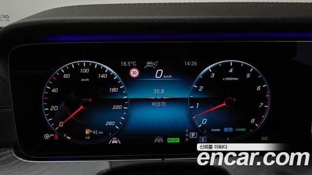 Mercedes-Benz CLS-Class 2021 — photo 11