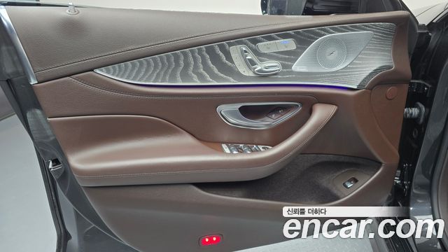 Mercedes-Benz CLS-Class 2021 — photo 14