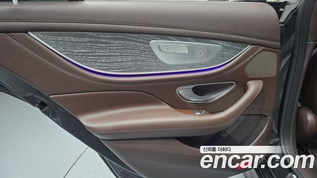 Mercedes-Benz CLS-Class 2021 — photo 15