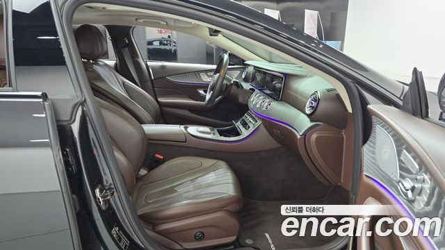 Mercedes-Benz CLS-Class 2021 — photo 16