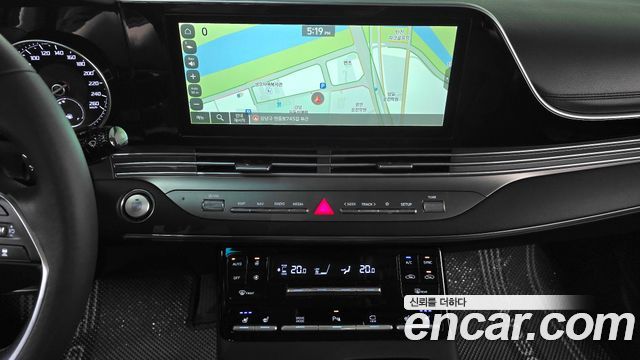 Hyundai Grandeur 2022 — photo 19