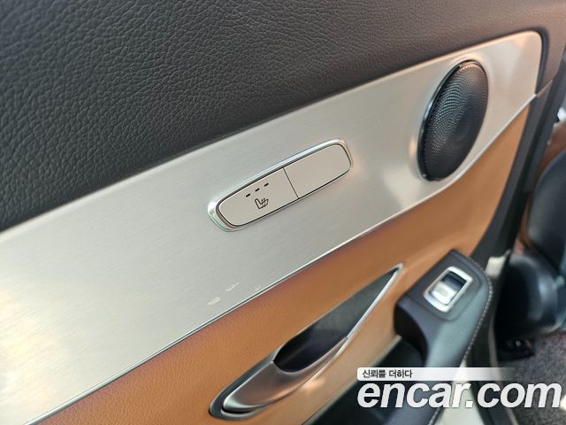 Mercedes-Benz GLC-Class 2021 — photo 18