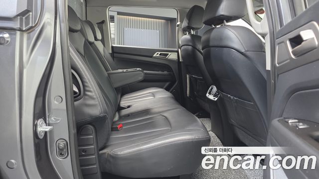 KG Mobility Rexton 2018 — photo 12