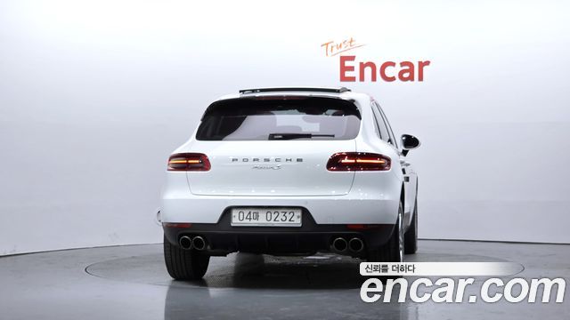 Porsche Macan 2017 — photo 4