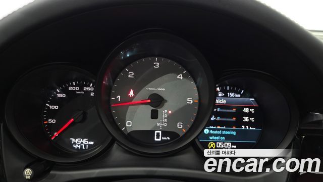 Porsche Macan 2017 — photo 8