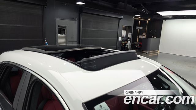 Porsche Macan 2017 — photo 19