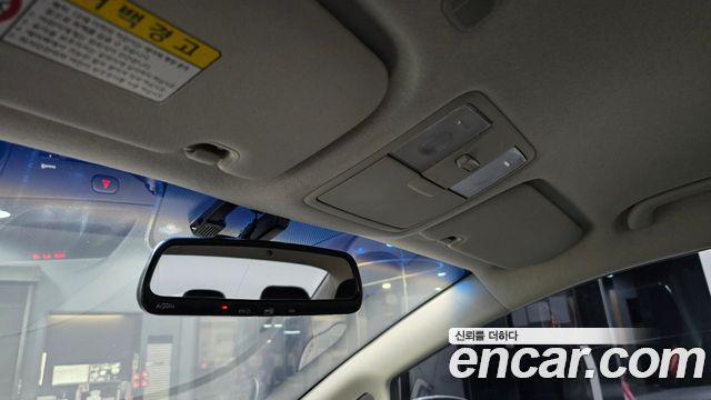 Kia K3 2013 — photo 31