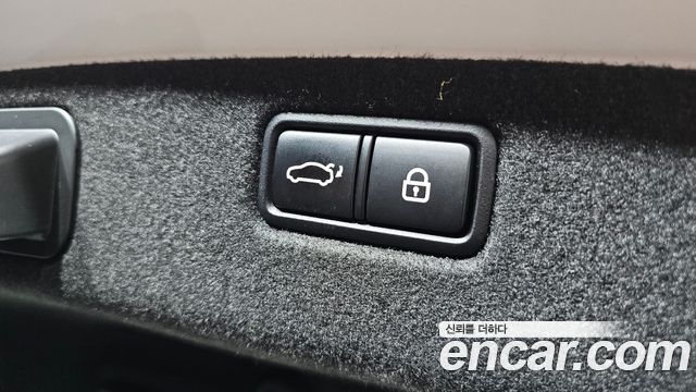 Genesis G70 2019 — photo 24