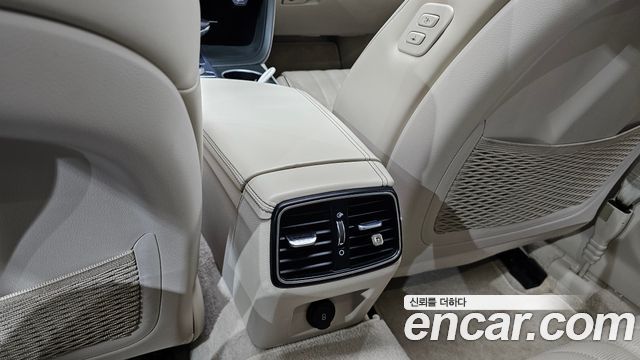Genesis G70 2019 — photo 25