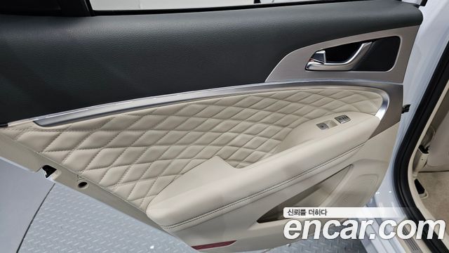 Genesis G70 2019 — photo 15