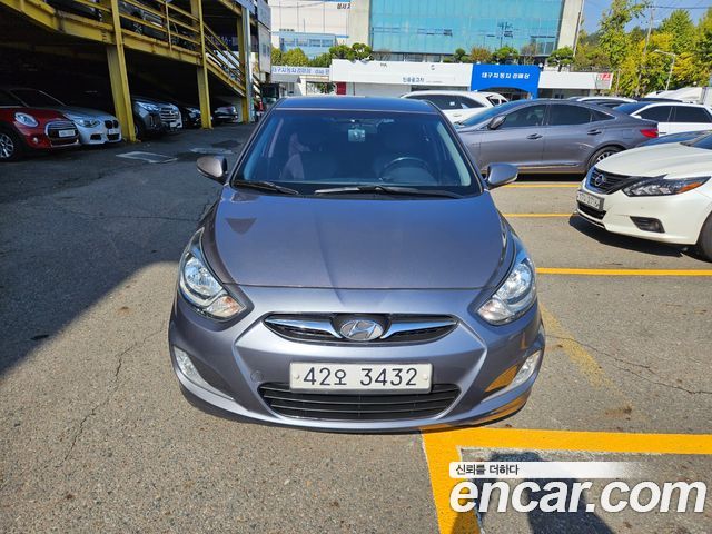 Hyundai Accent 2014 — photo 3