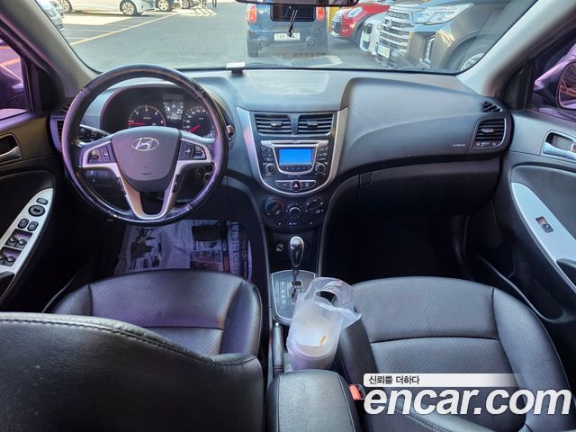 Hyundai Accent 2014 — photo 7