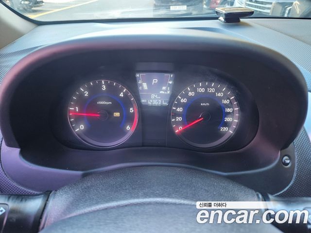 Hyundai Accent 2014 — photo 8