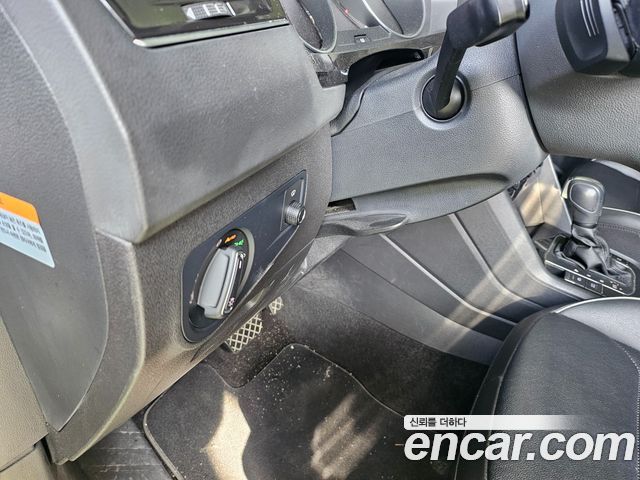 Volkswagen Tiguan 2020 — photo 12