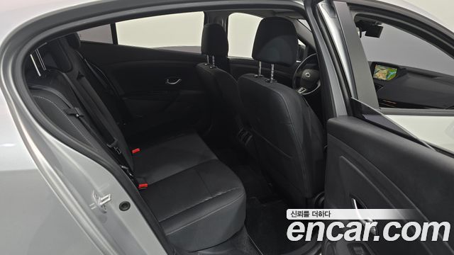 Renault Korea SM3 2016 — photo 17