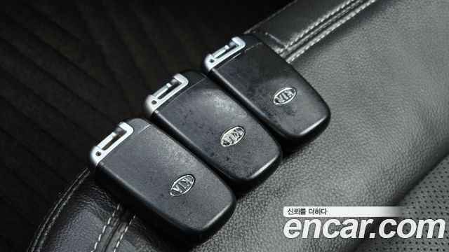 Kia K5 2014 — photo 21