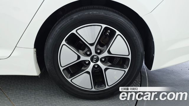 Kia K5 2014 — photo 7