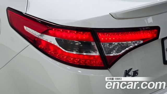 Kia K5 2014 — photo 9